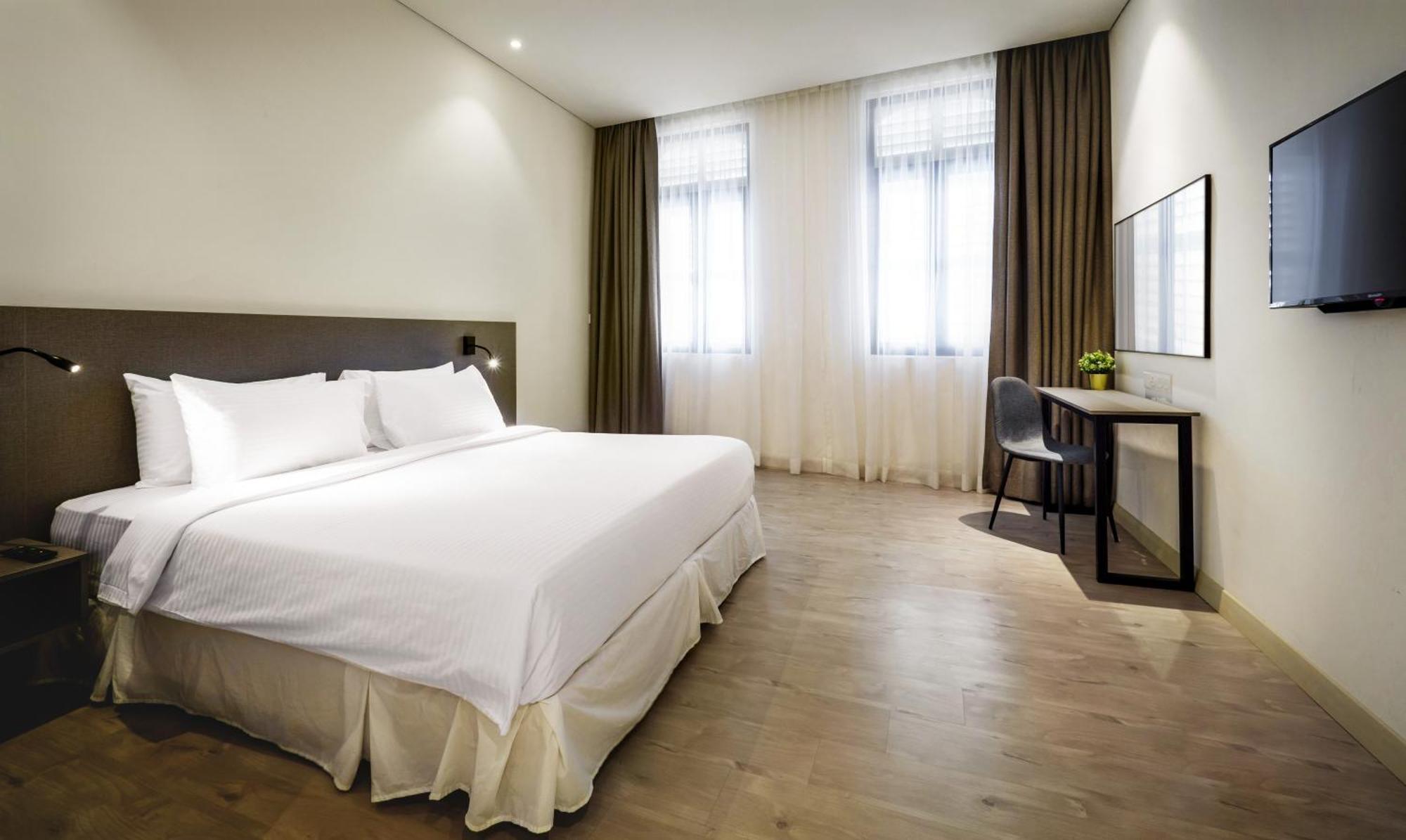 Magazine Vista Hotel Managed By The Ascott Limited George Town Exterior foto