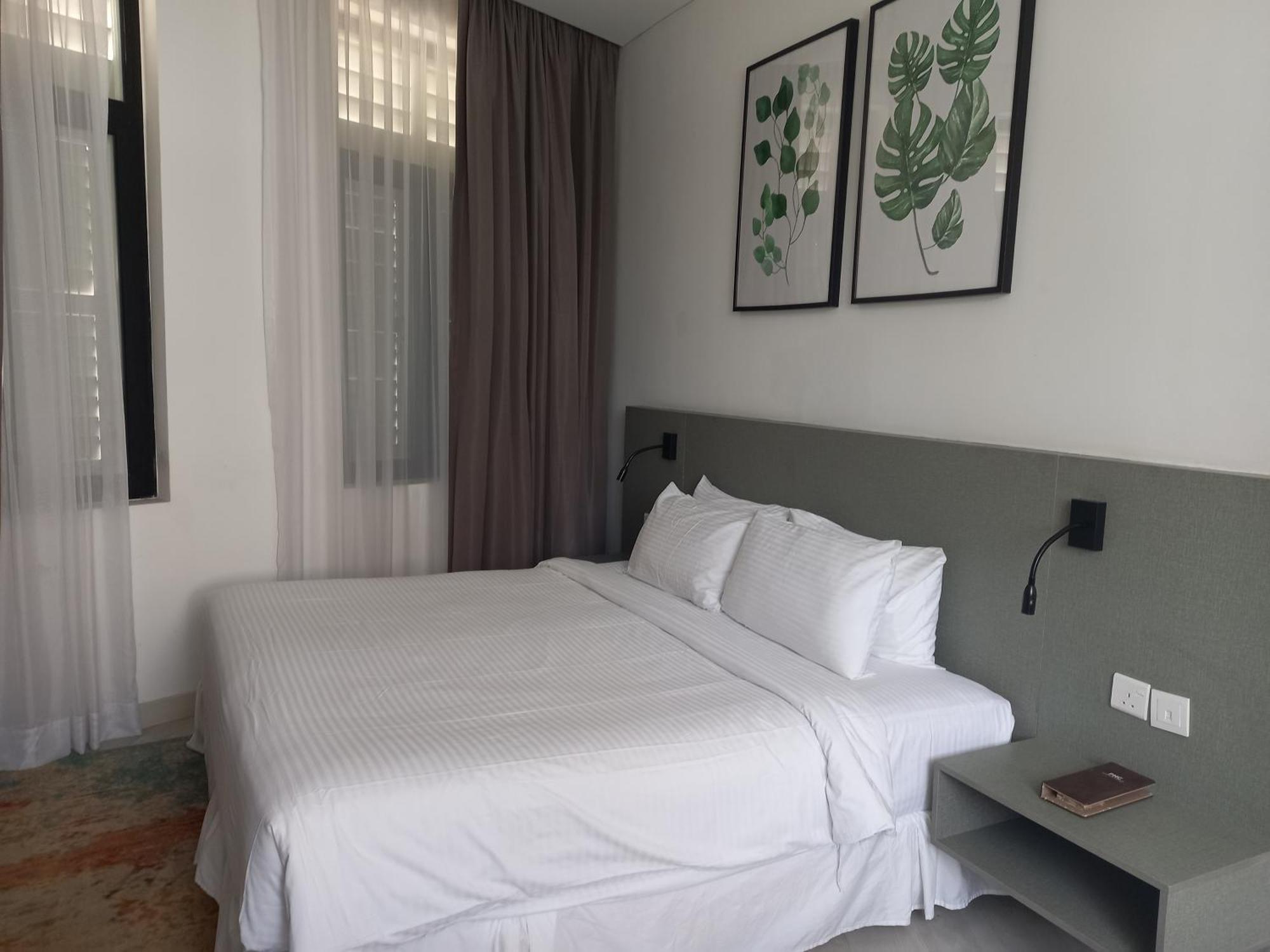 Magazine Vista Hotel Managed By The Ascott Limited George Town Exterior foto